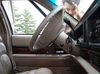 Universal Locksmith Store Chandler, AZ 480-447-0919 Universal Locksmith Store Chandler, AZ 480-447-0919 - 20-Car-Lockout