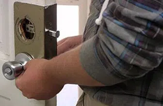 Universal Locksmith Store Chandler, AZ 480-447-0919 Universal Locksmith Store Chandler, AZ 480-447-0919 - 12-locks-replace